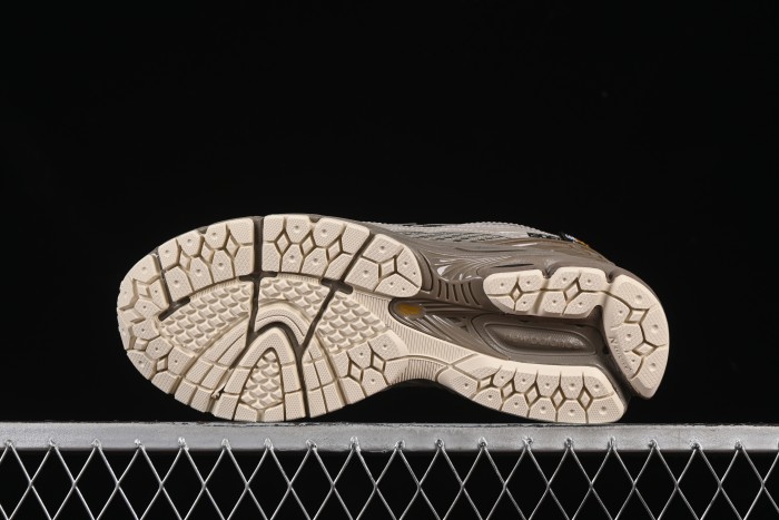 New Balance 1906 Series Retro Dad Style Casual Running Shoes - U1906ROB