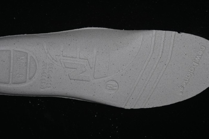 New Balance 1906 Series Retro Dad Style Casual Running Shoes - M1906RU