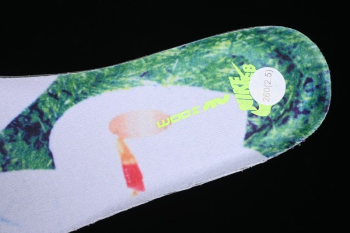 Nike SB Dunk Low  Mummy  Skateboarding Shoes with Mummy-Inspired Design - DM0774-111