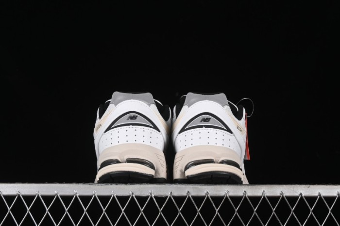 New Balance 2002 Series Retro Casual Running Shoes with Upgraded N-ERGY Cushion - ML2002RQ