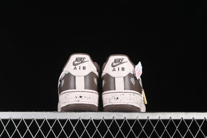 Nike Air Force 1 '07 Low Casual Sneakers with Assassination of Little Bear Anime Theme - DB3301-770