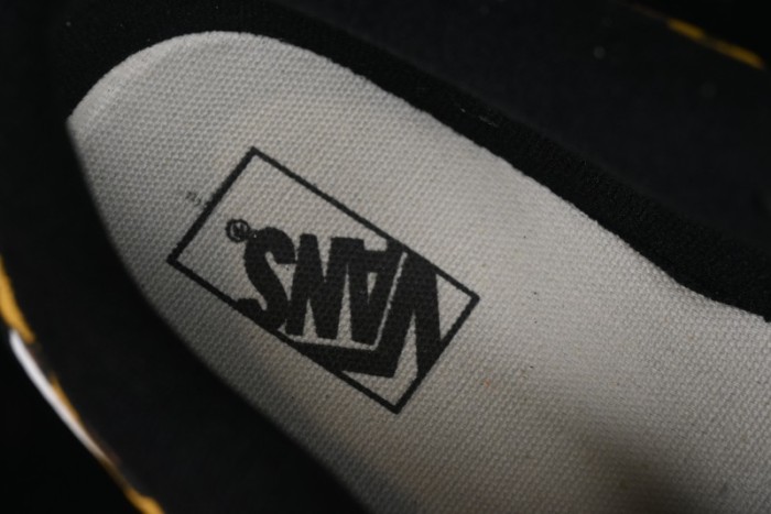 Vans Knu Skool Low Top Casual Sneakers in Leopard Print - VN000CR5CJK