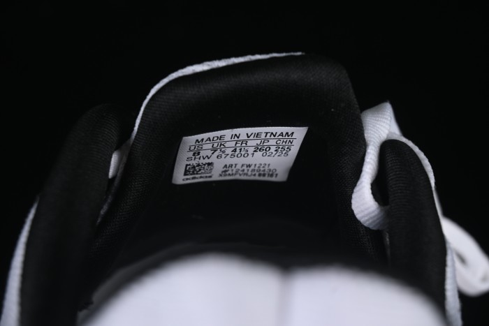 Adidas Climacool FW1221 Lightweight Running Shoes with Breathable Design - FW1221