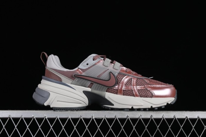 Nike Runtekk V2K Running Shoes Retro Style with Cushlon Foam and Anti-Slip Design - FD0736-200