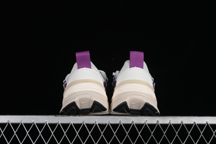 Nike Runtekk Run Retro Low-Top Running Shoes with Cushlon Midsole and Anti-Slip Design - HF4305-072