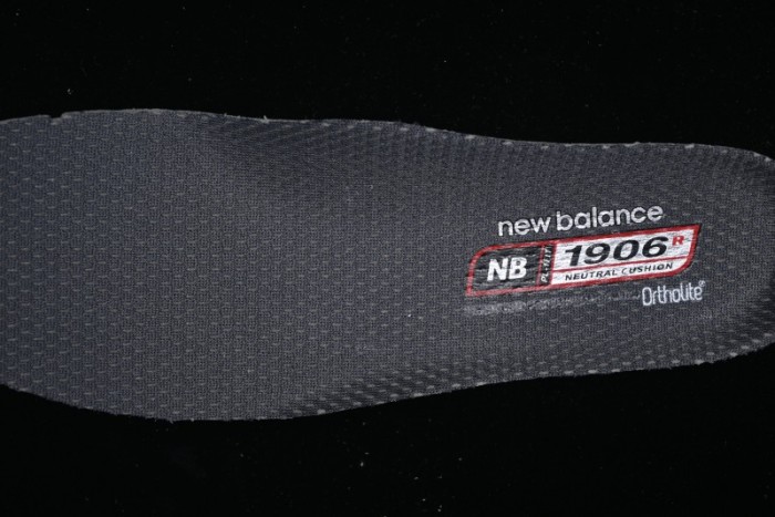 New Balance 1906 Series Retro Dad Style Casual Running Shoes - M1906RU