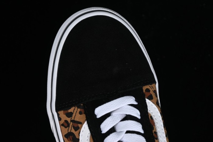 Vans Old Skool Classic Retro Low-Top Canvas Sneakers with Leopard Print and Slip-Resistant Sole - VN000CR5CJK 1
