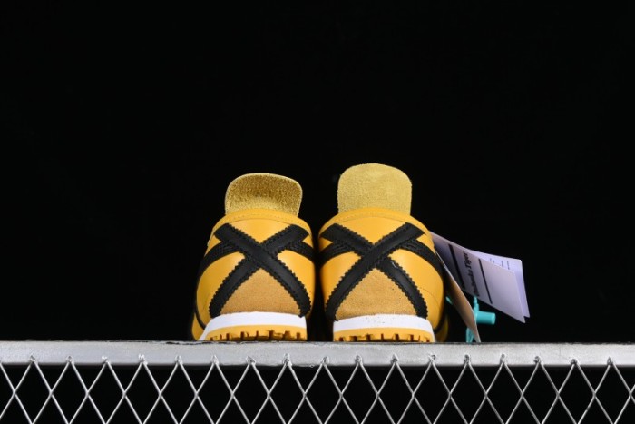 Onitsuka Tiger Mexico 66 Low-Top Leather Sneakers with Lace-Up Design - DL408-0490 1