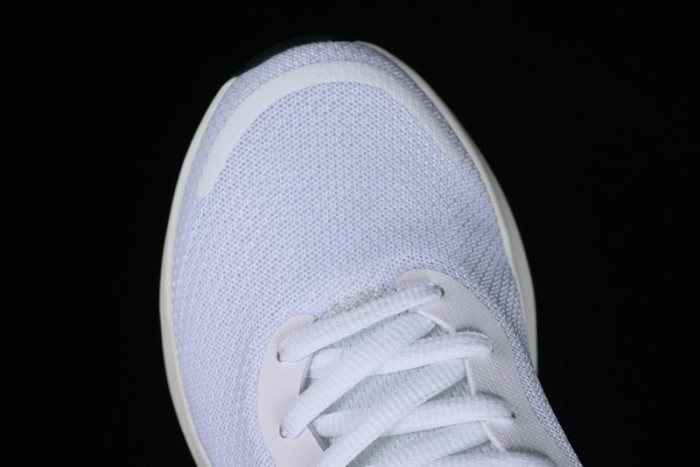 Nike Revolution 7 Wide Low-Top Running Shoes with Breathable Mesh and Durable Cushioning - FB2208-101