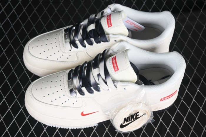 Nike Air Force 1 '07 Low Supreme Collaboration Casual Sneakers with Dual-Color Sole - XZ6188-017