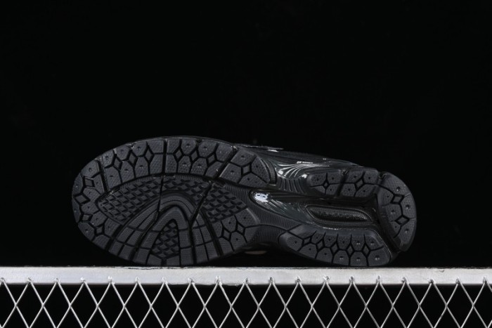 New Balance 1906 Series Retro Dad Style Casual Running Shoes with T-Beam Outsole and Exposed Cushioning - M1906RPB