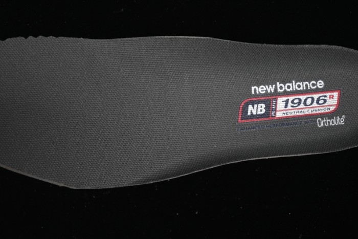 New Balance 1906 Series Retro Dad Style Casual Running Shoes - M1906RB