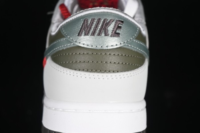 Nike SB Dunk Low Year Of Snake Limited Edition Low-Top Skateboarding Shoes - HV5980-231