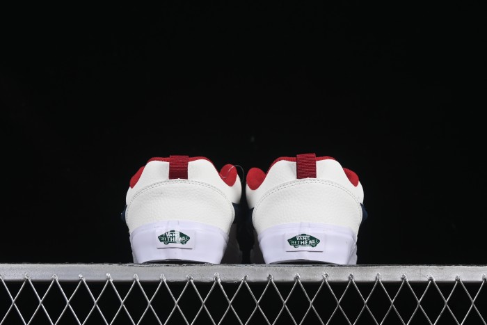 Vans Knu Skool Low Top Retro Chunky Sneakers with Oversized Logo - VN0009QC377