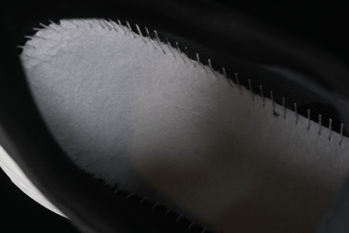 Brooks Hyperion Max 2 Cushioned Racing Shoes for Marathon - 1104341D402