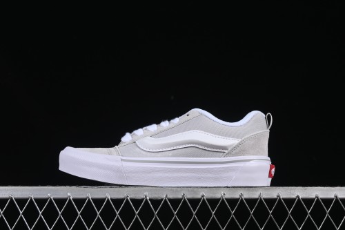 Vans Knu Skool Low-Top Retro Chunky Sneakers with Oversized Logo - VN000CRPBWD