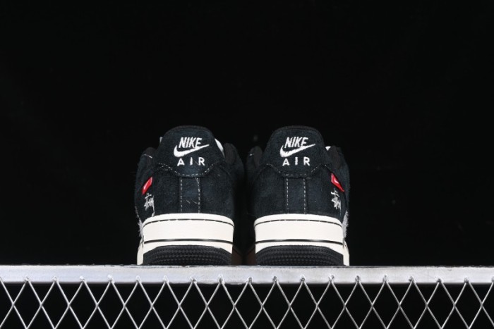 Nike Air Force 1 '07 Low Stussy Collaboration Black Grey Outsole Low-Top Casual Sneakers - SJ6698-017
