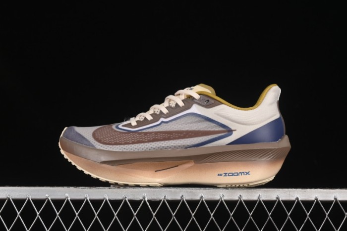 Nike Zoom Fly 6 Ultra-Lightweight Running Shoes with React Foam and Carbon Fiber Plate - HV4366-072