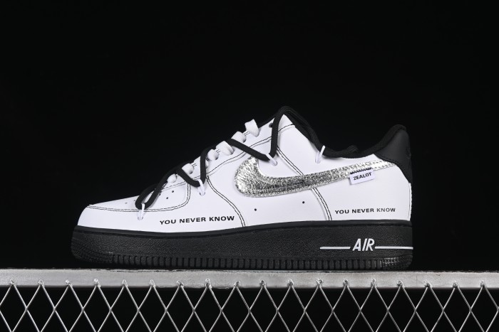 Nike Air Force 1'07 Low Casual Sneakers with Full-Length Air Cushion - ZH0316-066