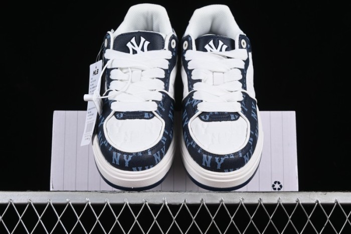 MLB Chunky Liner Classic Monogram Lightweight Platform Sneakers with 6cm Height Increase - 3ASXCMN4N50NYS