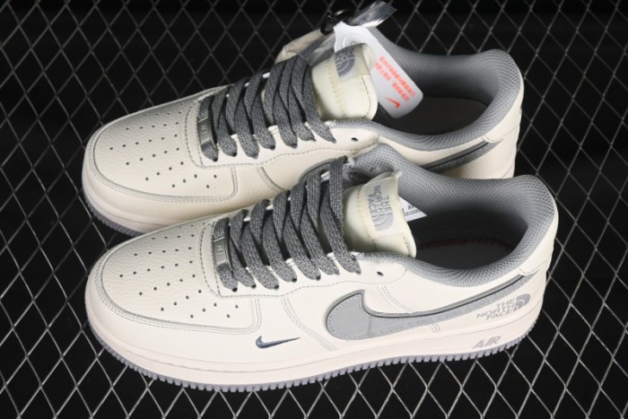 Nike Air Force 1 '07 Low The North Face x CDG Light Grey Swoosh Casual Sneakers - HH7518-052