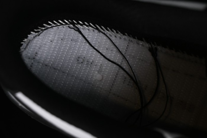 Nike Air Force 1 '07 Low Casual Sneakers with Broken Swoosh Design - HF9096-001 1