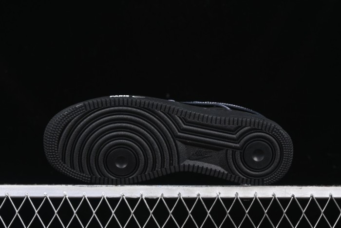 Nike Air Force 1 '07 Low Casual Sneakers with Full-Length Air Cushion - HF4084-001