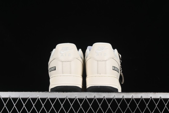 Nike Air Force 1 '07 Low Burberry Collaboration - White Black Check Low-Top Casual Sneakers - DF0180-005