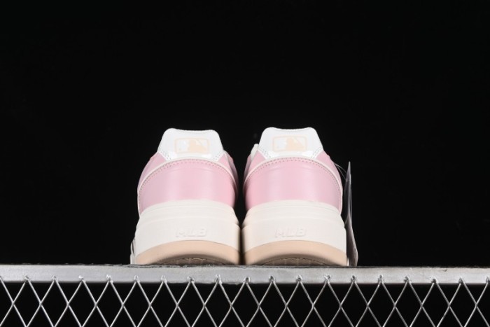 New York Yankees MLB Chunky Liner Basic Height Increasing Casual Sneakers - 3ASXCLB3N50PKS