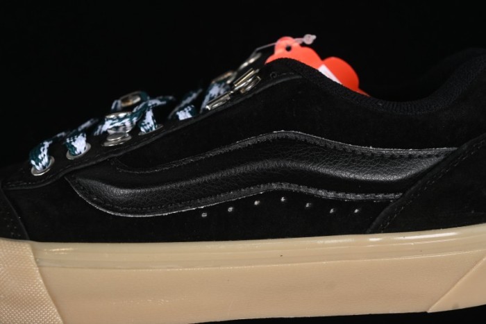 Vans Knu Skool Low-Top Retro Chunky Sneakers - VN000CRPGRN