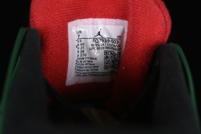 Nike Air Jordan 4 Remastered Sneakers with Textile Mesh Leather and Suede Upper - FQ7939-003