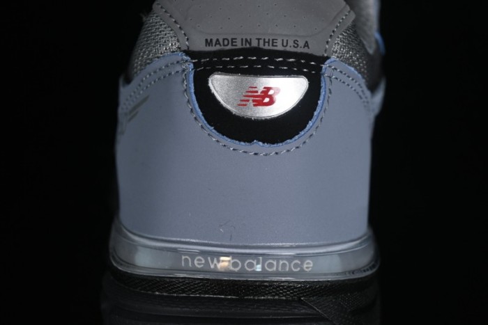 New Balance 990 Series Premium USA-Made Retro Running Shoes with Carbon Midsole - U990BB4 1
