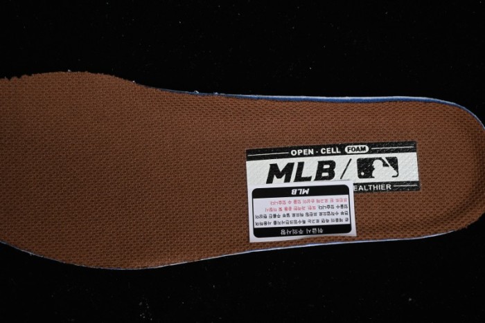 New York Yankees MLB Chunky Liner Lightweight Platform Sneakers with 6cm Height Increase - 3ASXCLP3N43BRD