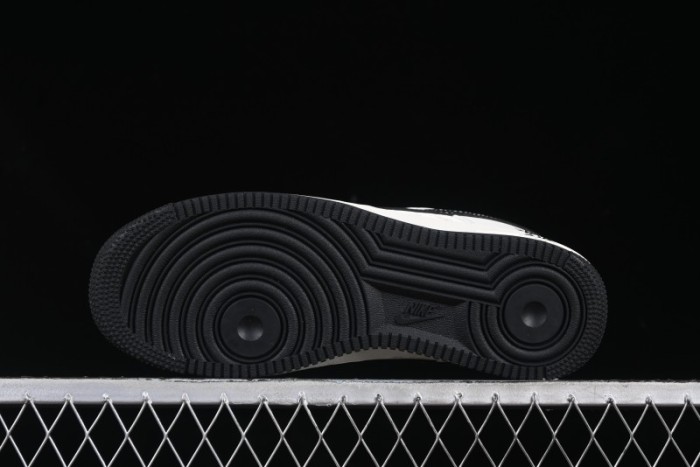 Nike Air Force 1 '07 Low Stussy Collaboration Black Leather Low-Top Casual Sneakers - HH7518-045