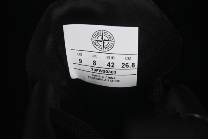Stone Island Grime Panelled Low-Top Lifestyle Sneakers - 79FWS0303