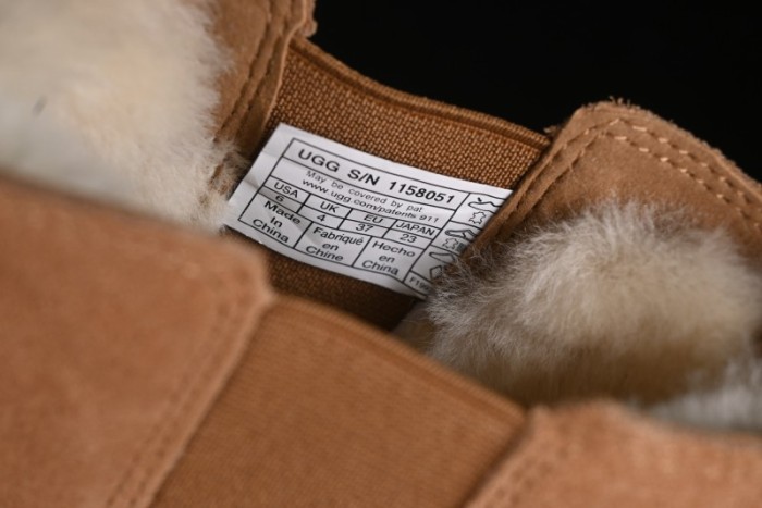 UGG Mini Bailey Button II Chelsea Boots with Chunky Platform - 1158051