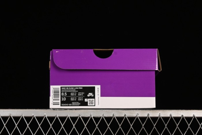 Nike SB Dunk Low  Phillies  Suede Casual Skate Shoes - DQ4040-400 1