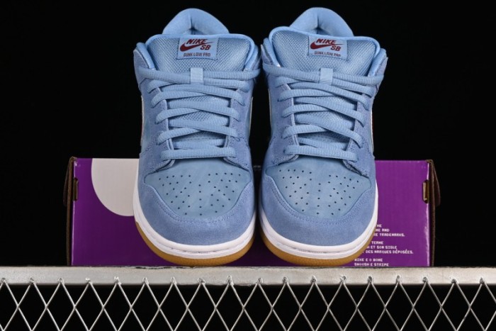 Nike SB Dunk Low  Phillies  Suede Casual Skate Shoes - DQ4040-400 1