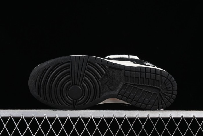 Stussy x Nike Dunk Low SB Sneakers in Beige Black Swoosh - SJ2068-252 1