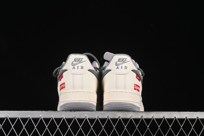 Nike Air Force 1 '07 Low Supreme Collaboration Dual-Tone Gray Lace-Up Casual Sneakers - DM6868-071