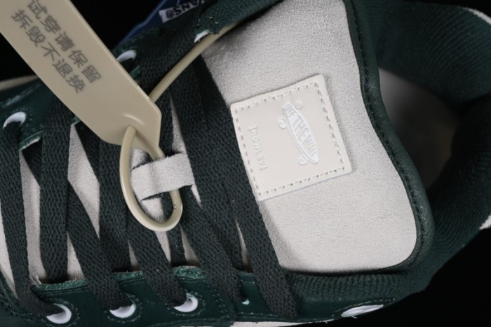 Vans Rowley XLT Series Skate Shoes with Cushioning and Durability - VN000CQFCPM 1