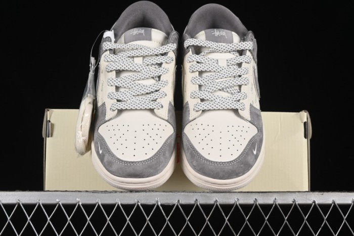 Nike SB Dunk Low Stussy Collaboration - Grey Pig Suede Patchwork Anniversary Custom Low-Top Casual Skate Shoes - CF3688-016