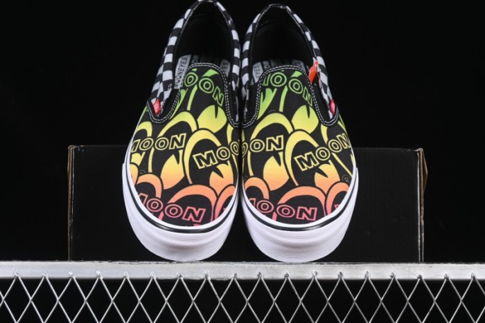 Mooneyes x Vans Slip-On Low-Top Casual Skate Shoes - VN000CP6BHG