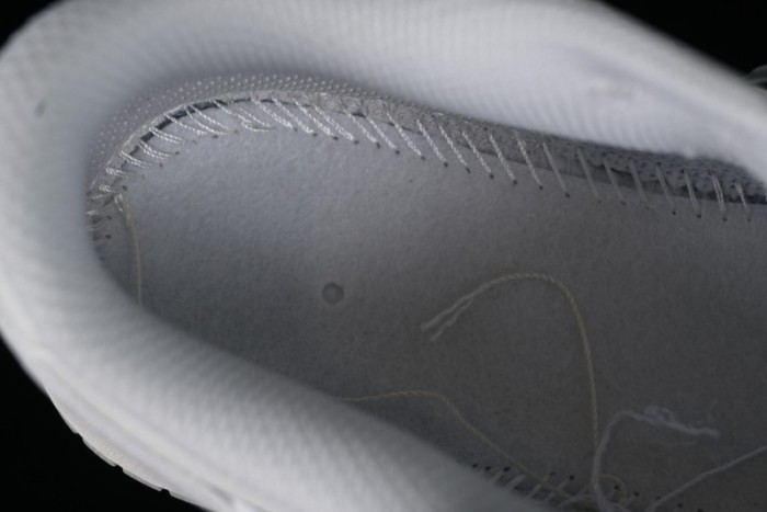 Nike Supreme x Nike SB Dunk Low Casual Skate Shoes in Beige Grey - RM2308-233 1