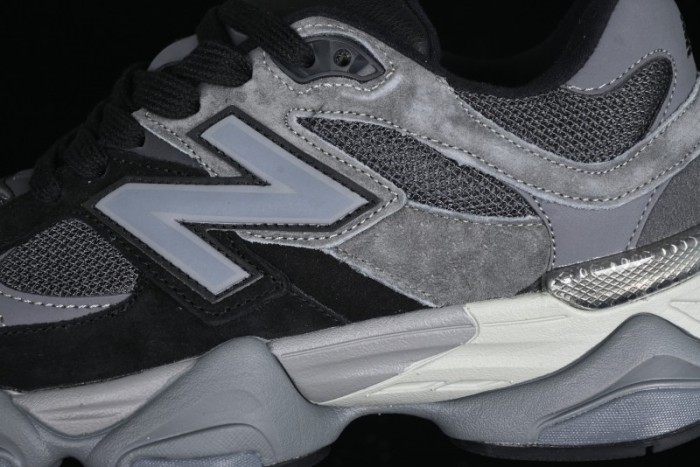 New Balance 9060 Retro Casual Running Shoes with ABZORB Cushioning Technology - U9060BLK