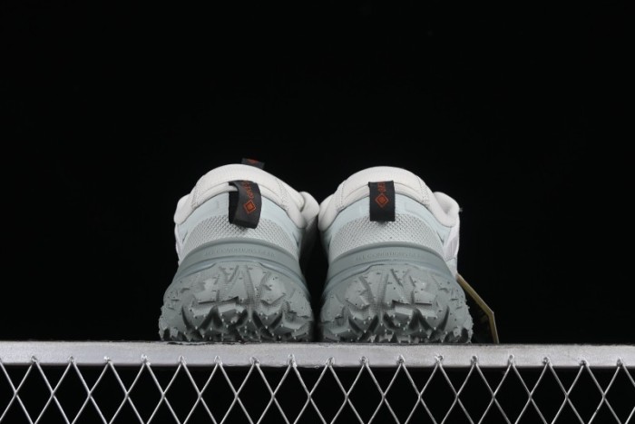 Nike ACG Mountain Fly 2 Low GTX SE Outdoor Hiking Shoes with GORE-TEX and React Foam - HF6245-003