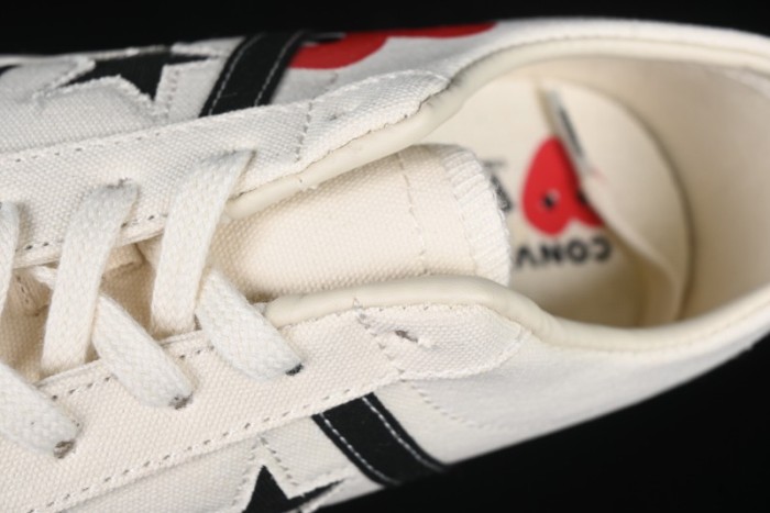 Converse One Star Academy Pro Low Top Casual Sneakers in Collaboration with Comme Des Garcons - A09878C