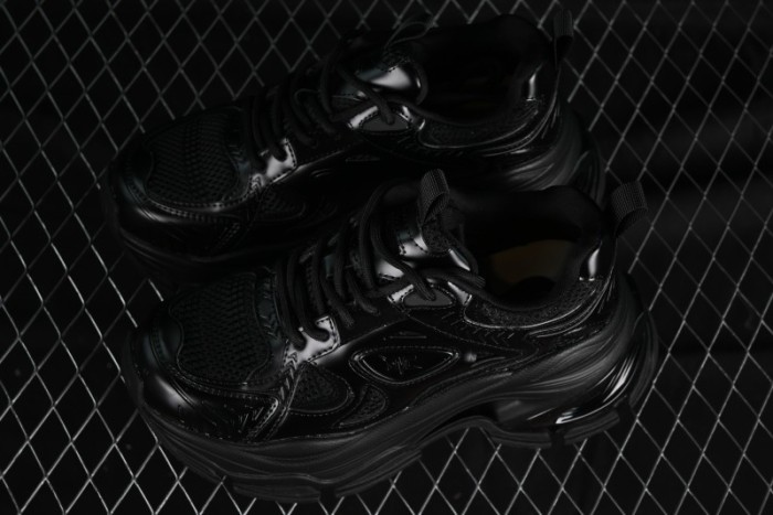 GG-CC Platform Sneakers with Chunky Sole for Casual Running and Streetwear - G24X9833