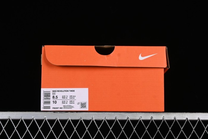 Nike Revolution 7 Wide Low-Top Running Shoes with Breathable Mesh and Durable Cushioning - FB2207-402