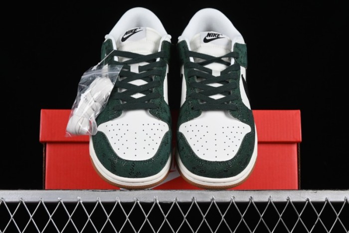 Nike Dunk Low Green Snake SB Low-Top Casual Skate Shoes - FQ8893-397 1